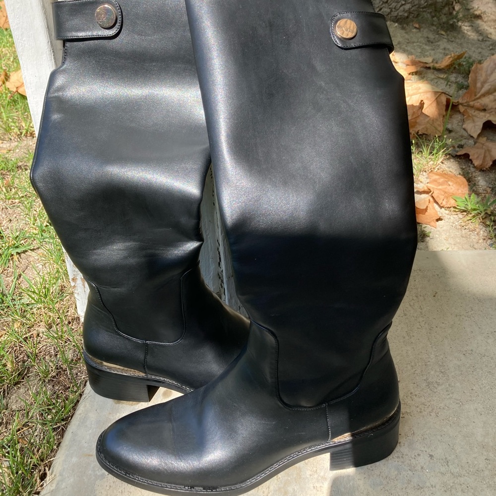 Zara Size 10 (Euro 41) black boots